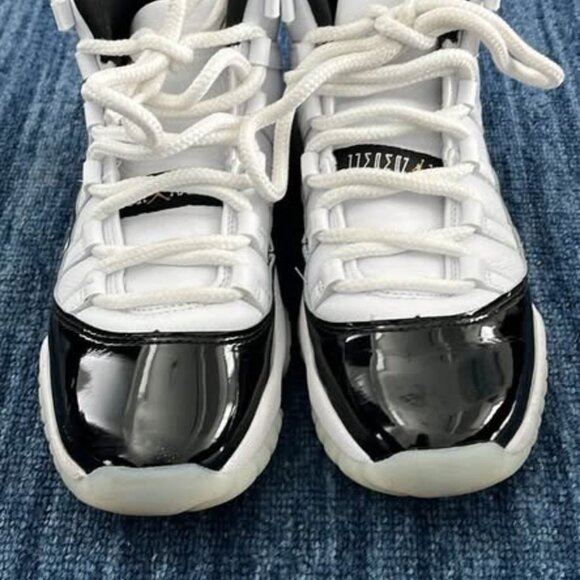 Nike Jordan 11 Retro Gratitude Basketball Shoes - Mint! - Picture 2 of 4